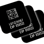 13 qr code eseguiti con marcatori laser